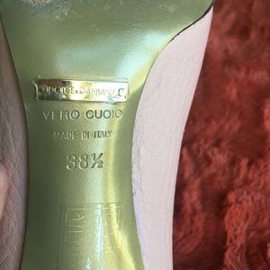 Dolce & Gabbana pink heels