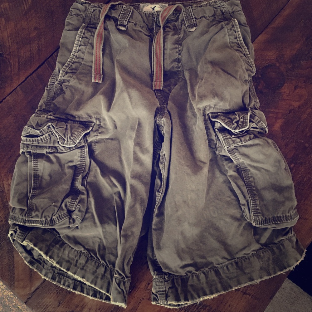 Men's American Eagle dk olive cargo shorts sz 26