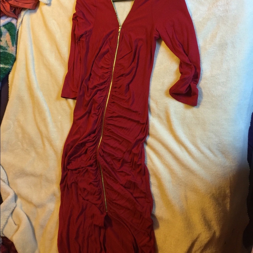 Beautiful red gold zipper dress