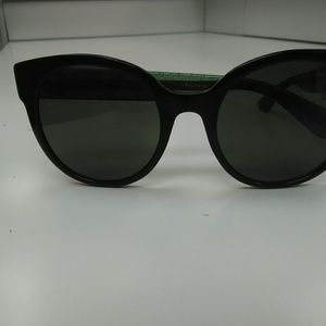 Authentic new gucci sunglasses