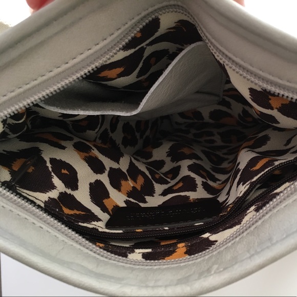 {Maurizio Taiuti} Leather Crossbody - Picture 3 of 7