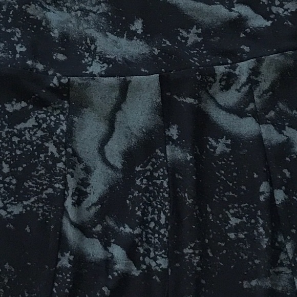 RVCA Black and green splattered romper - Picture 2 of 2