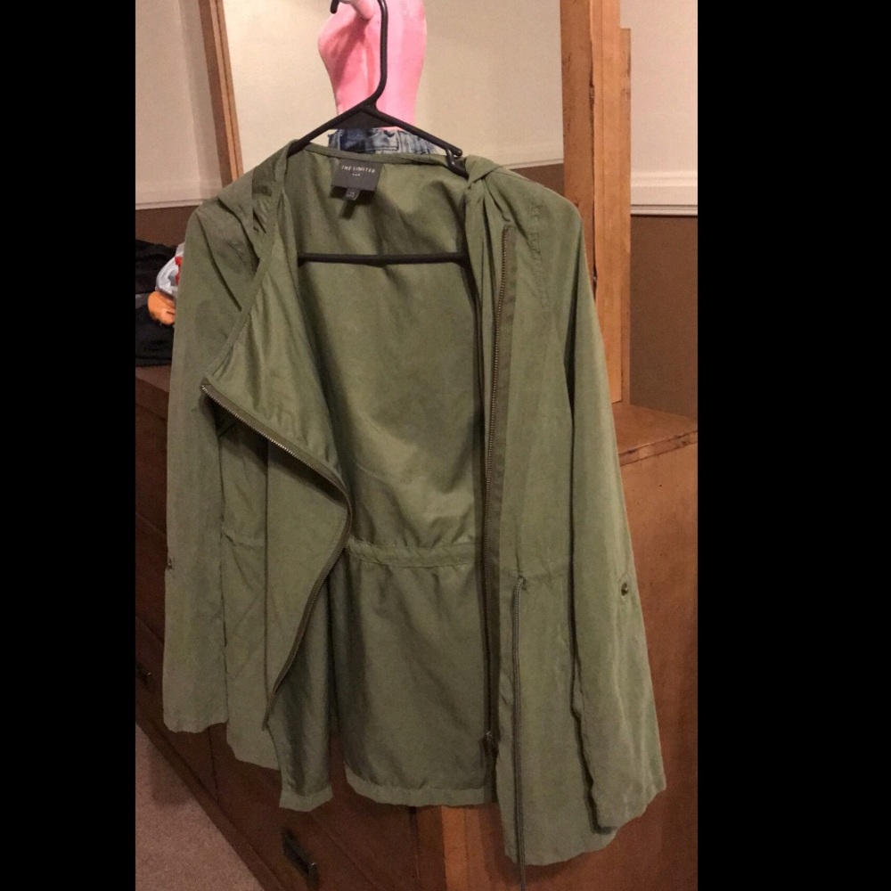 Army green jacket - Picture 2 of 2