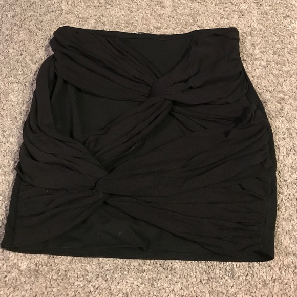 Express 4 Black tie skirt - Picture 2 of 7