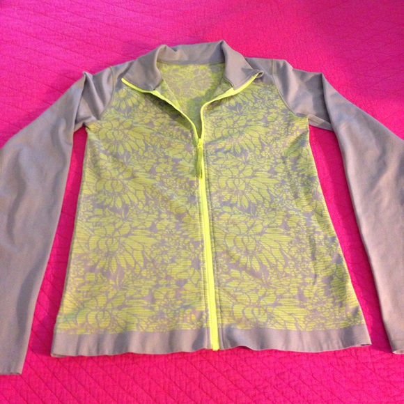 Fabletics Zip Up Jacket - Picture 3 of 8