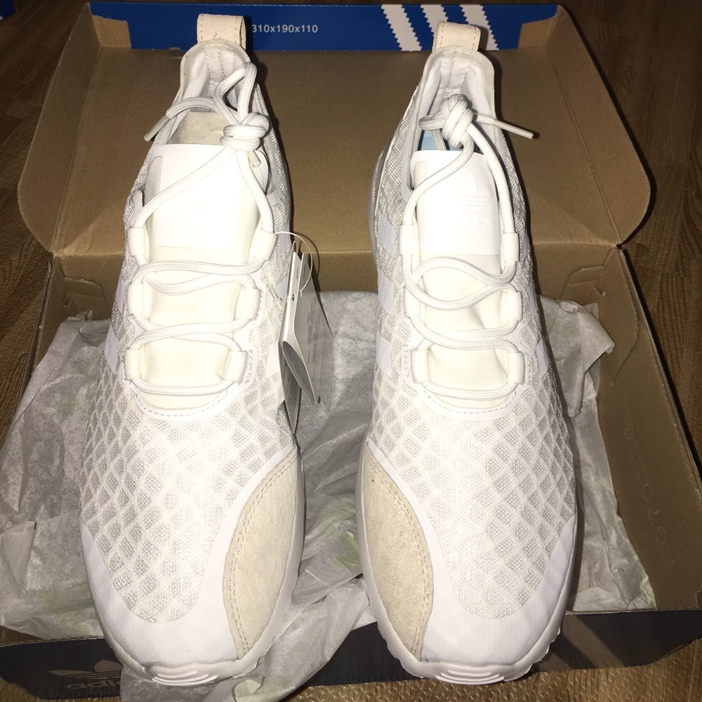 Brand new adidas Zx Flux Adv