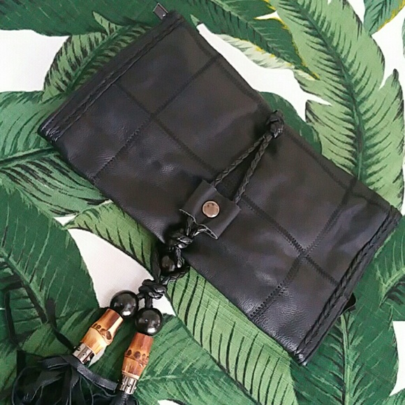 Killer Clutch - Picture 2 of 5