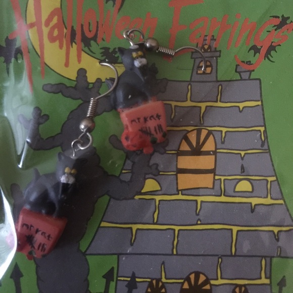 Halloween Earrings! - Picture 5 of 5