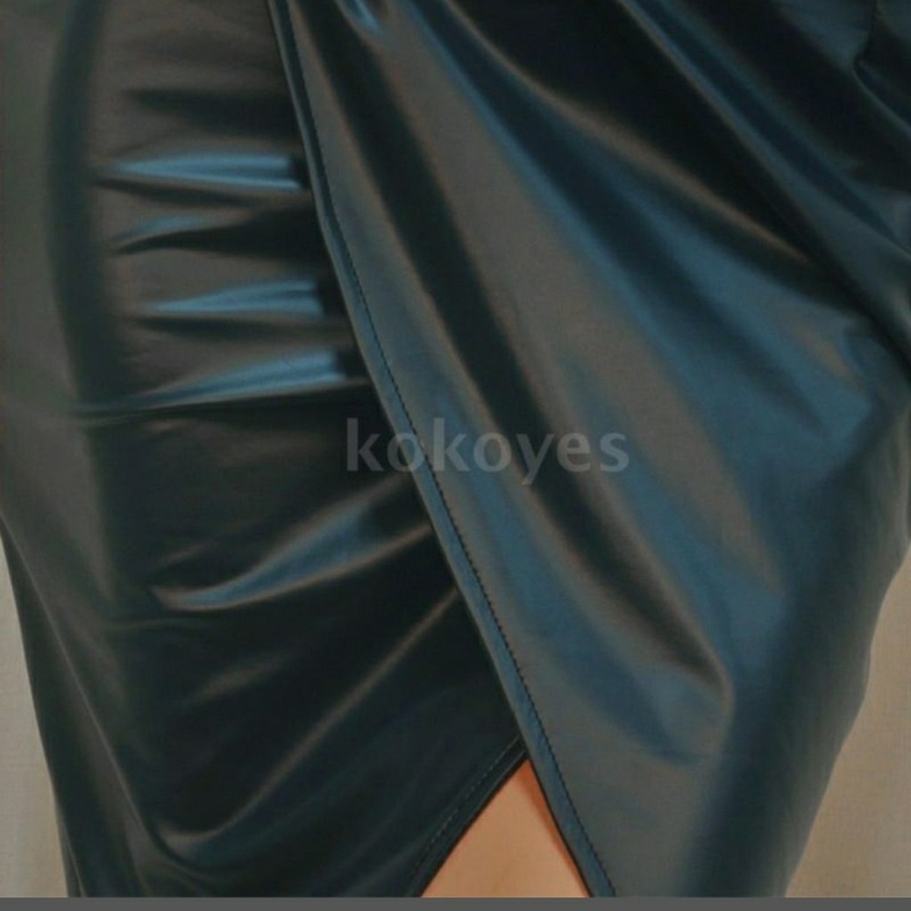 🚫SOLD🚫vegan leather wrap skirt - Picture 6 of 8