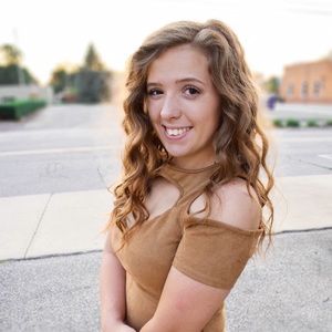 Meet your Posher, Lexie