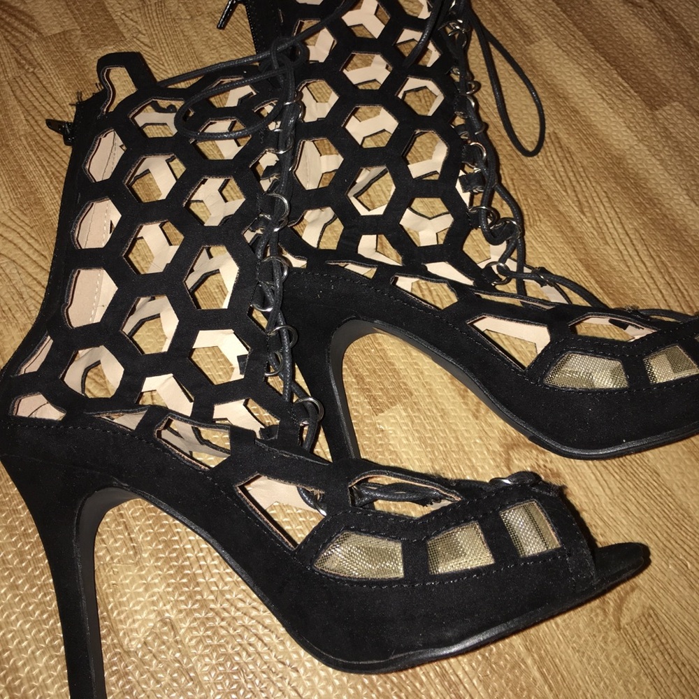 Beehive heels