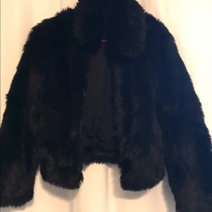PRICE IS FIRM!! Top shop black faux fur jacket