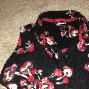 XXS mushroom print synchilla snap tee! NWOT!