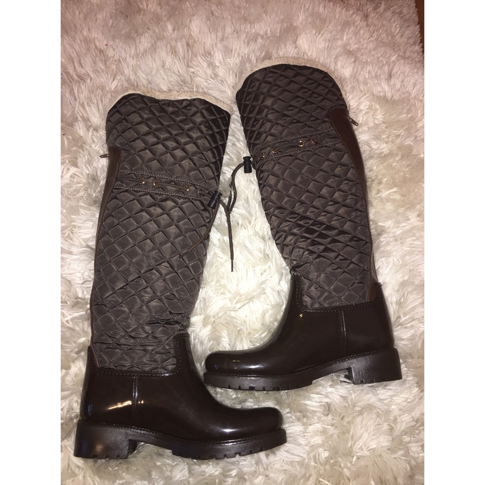 Eddie Marc quilted snow boots Never worn!!