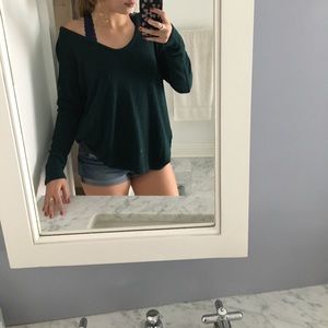 BRANDY MELVILLE SWEATER