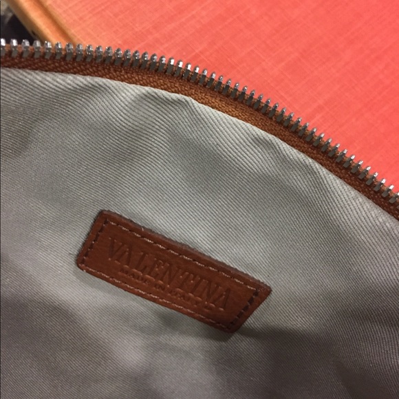 Valentina by In Pell Pebbled Leather Wristlet/New - Picture 4 of 7