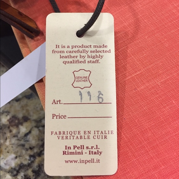 Valentina by In Pell Pebbled Leather Wristlet/New - Picture 7 of 7