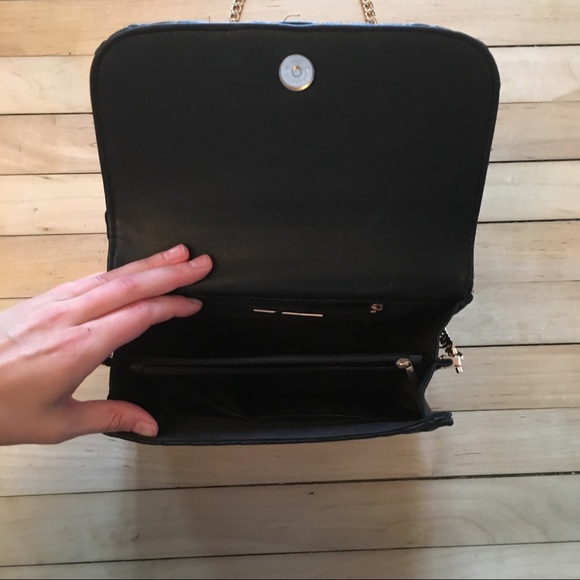 MMS Design Studio Black & Gold Chain shoulder bag - Picture 2 of 3