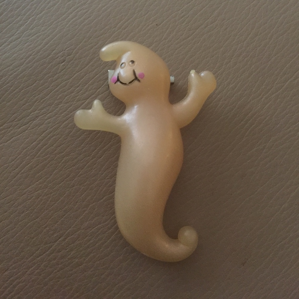 Halloween ghost pins!