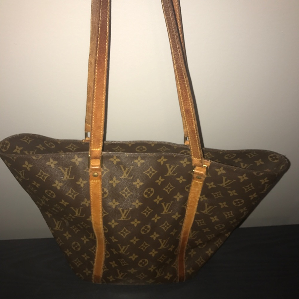 Louis Vuitton Vintage Bucket Bag