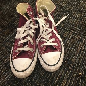 Maroon high top converse