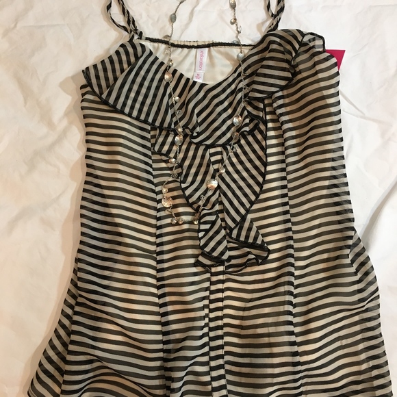 Xhiliration Black/White Tank Blouse - Picture 4 of 4