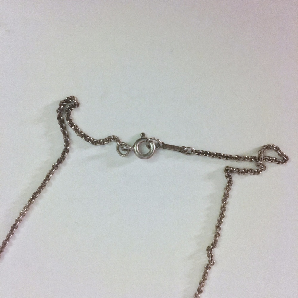 Tiffany Elsa Peretti® Bean® Pendant - Picture 6 of 6