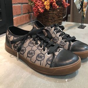 Michael Kors Sneakers