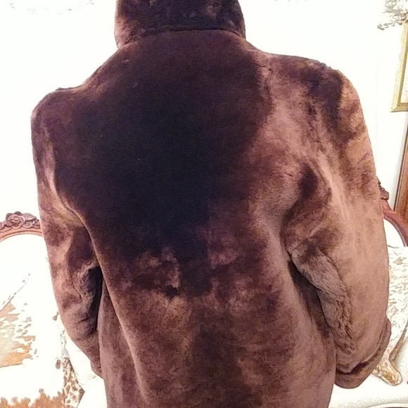 Ladies Fur Jacket - Picture 5 of 5