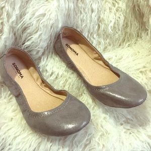 Womens ballerina flats