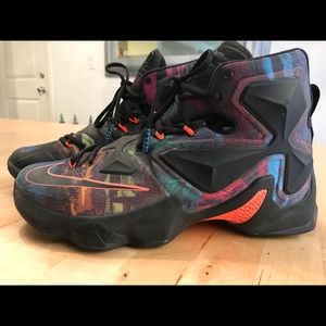 Nike Lebron XIII 13 Shoes Sz 9
