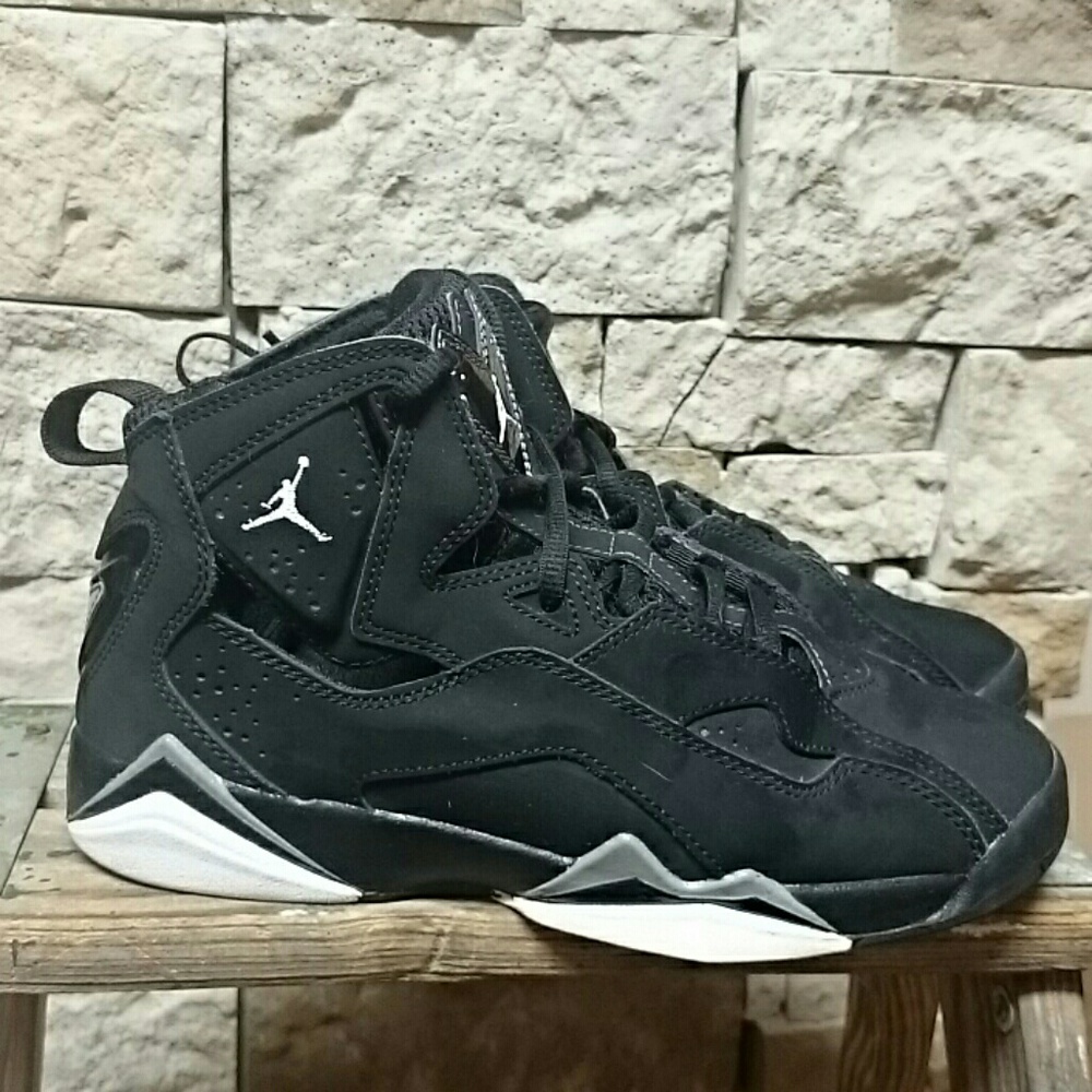Authentic Youth Jordans 5.5