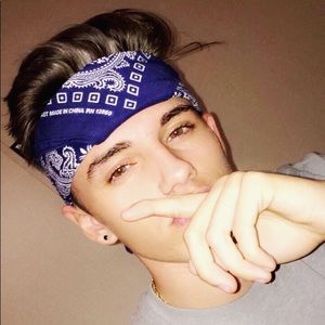 Meet your Posher, Daimian