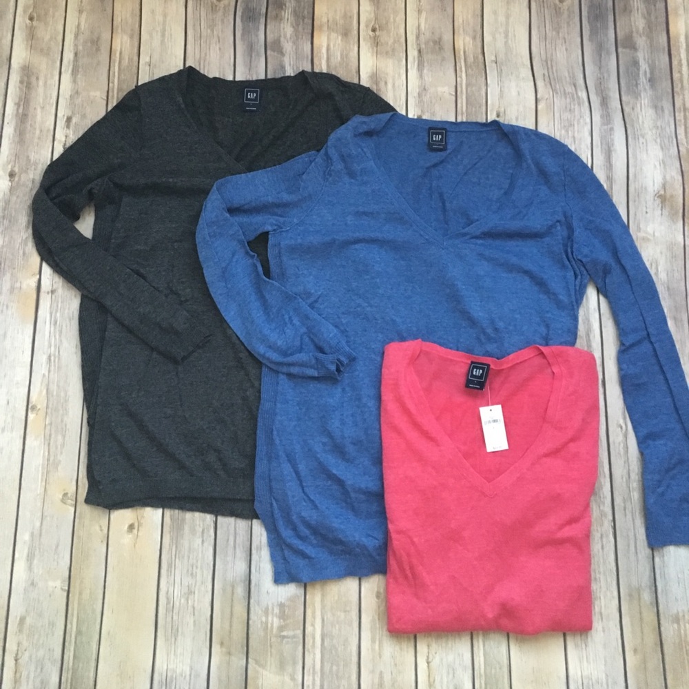 BUNDLE 3 GAP V-Neck Sweaters L NEW Pink, Grey Blue
