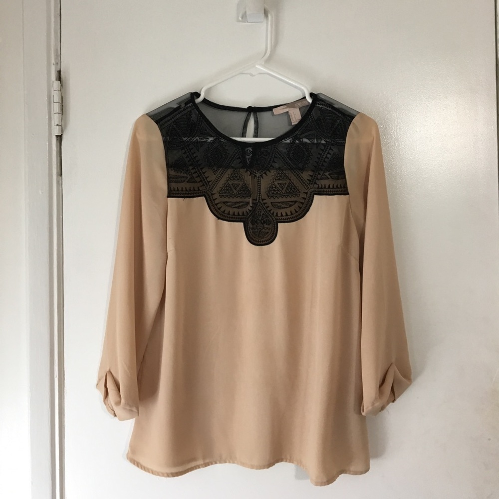 BLOUSE