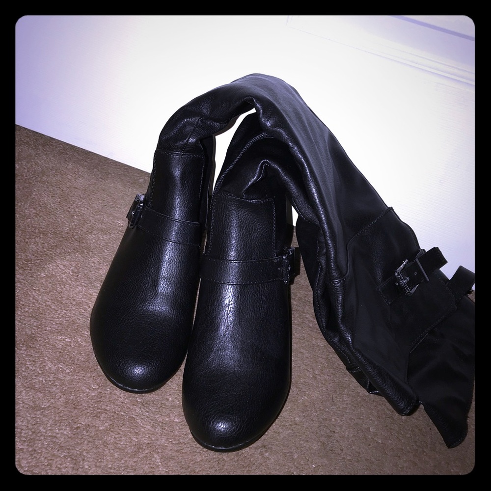Black Wedge knee length Boots