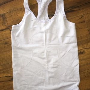 Swiftly tech racerback