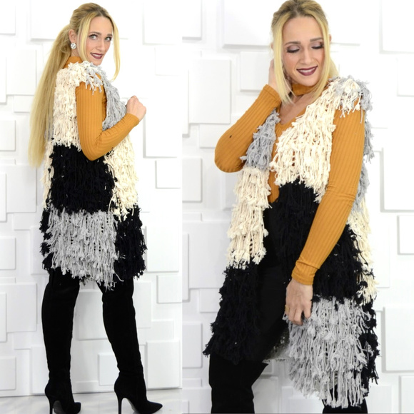 SHAG VEST *RESTOCK - Picture 3 of 4