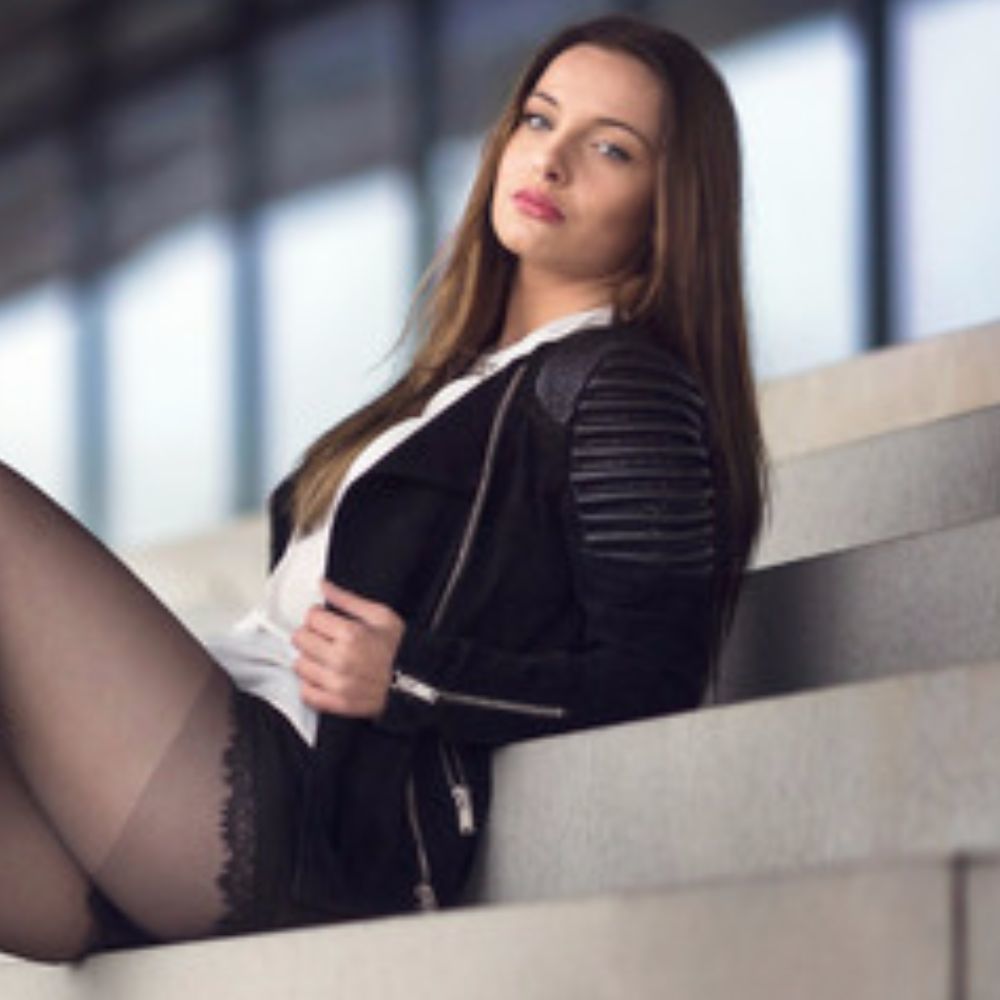 Meet your Posher, Justine