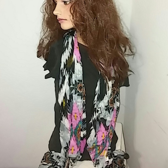 Aztec scarf - Picture 4 of 4