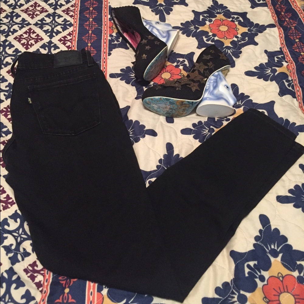 🙈SOLD🙈 NWOT Levi's skinny jeans