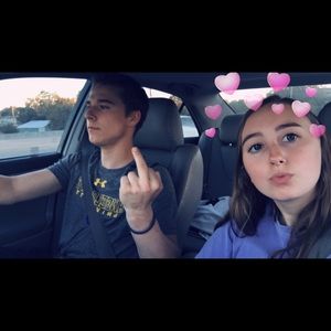 Meet your Posher, Mia