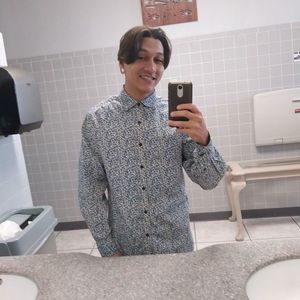 Meet your Posher, Leo