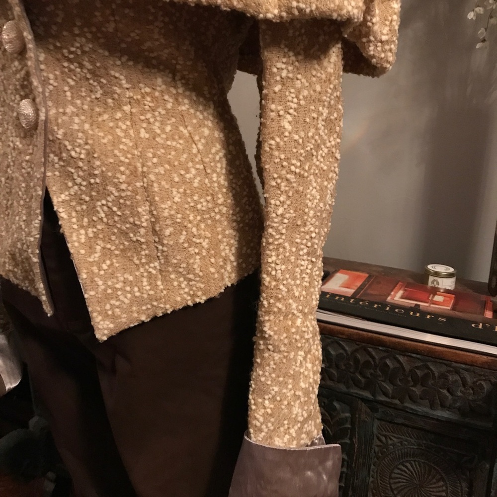 Jacket - Picture 5 of 5