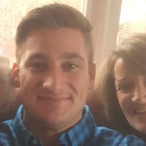 Meet your Posher, Joshua