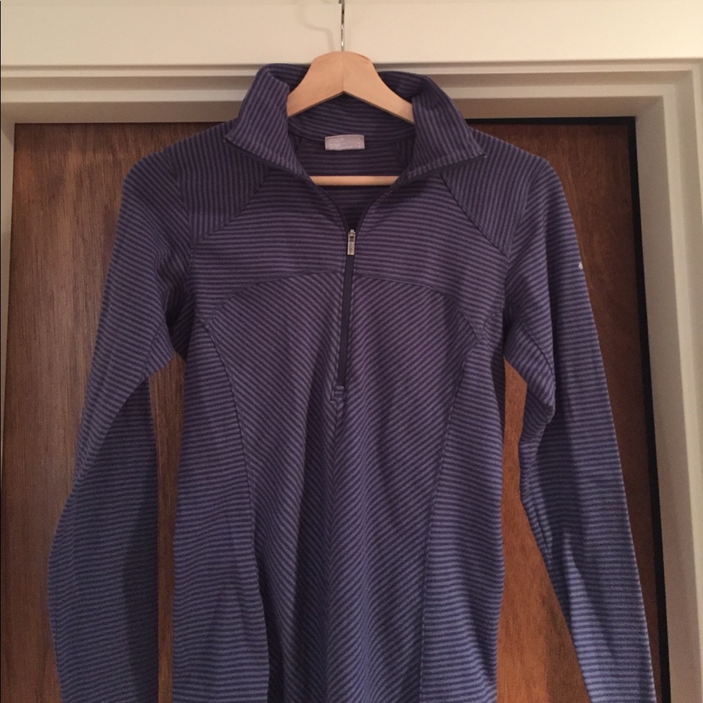 Columbia half zip long sleeve top.