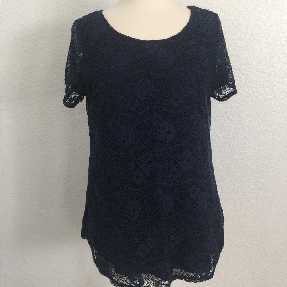 Lace lined top new with tags