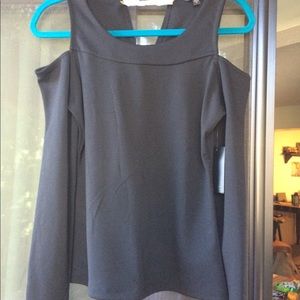 NWT Guess open shoulder long sleeve