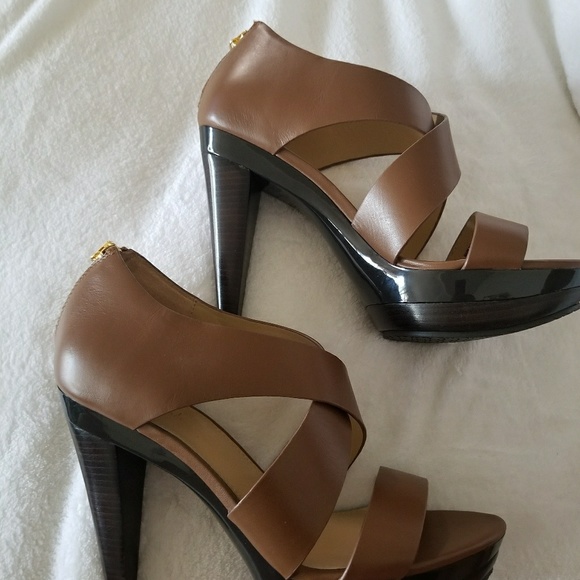 SOLD- Michael Kors Cross strap heels- size 6.5 - Picture 2 of 7