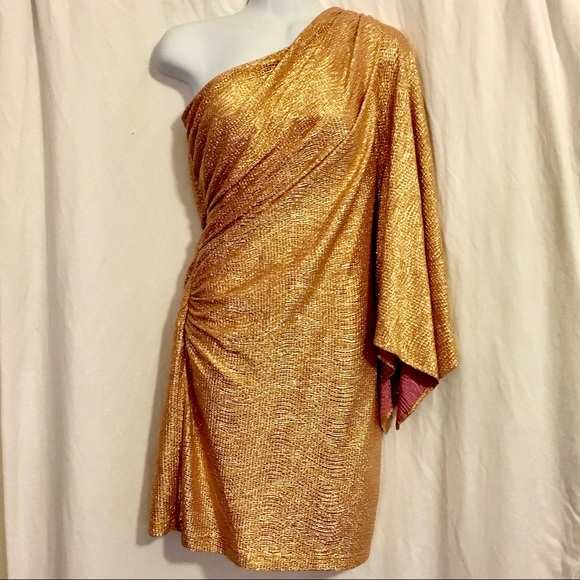 Dresses & Skirts - *GLAMOROUS* GOLD PARTY DRESS